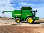 Thumbnail image John Deere S680 4