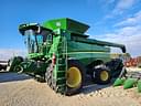 2017 John Deere S680 Image