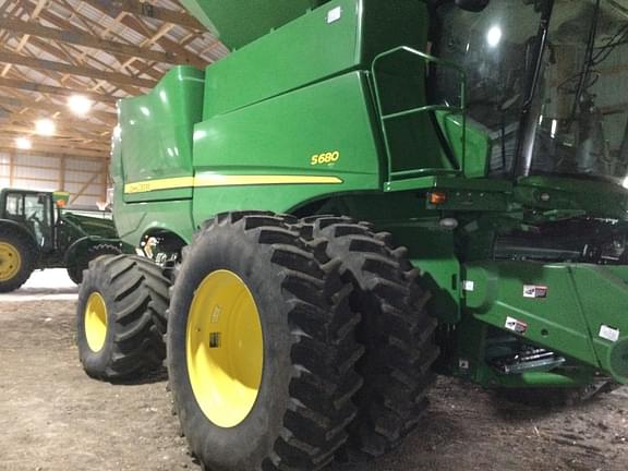 Image of John Deere S680 Primary image