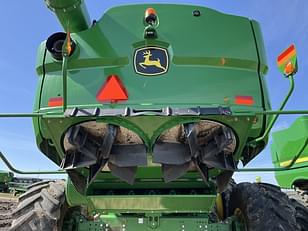 Main image John Deere S680 11