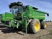 Thumbnail image John Deere S680 4