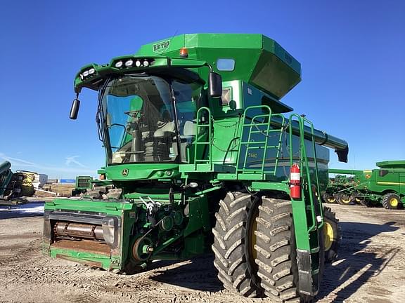 Image of John Deere S680 equipment image 3