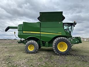 Main image John Deere S680 1