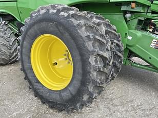 Main image John Deere S680 10