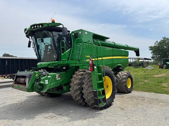 Image of John Deere S680 equipment image 1