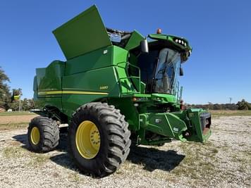 Main image John Deere S680