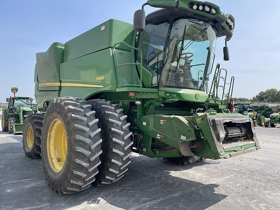 Image of John Deere S680 equipment image 2