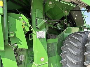 Main image John Deere S680 12