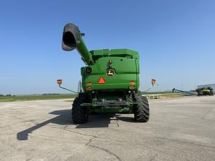 Main image John Deere S680 8