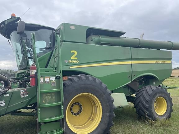 Image of John Deere S680 equipment image 3