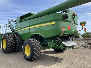 Main image John Deere S680 6