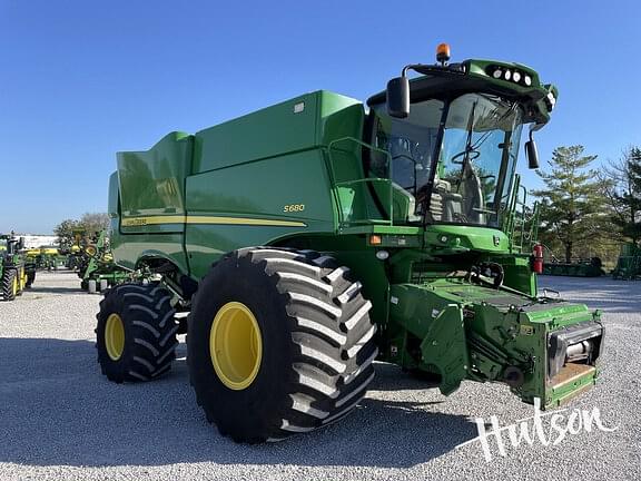 Image of John Deere S680 Primary image