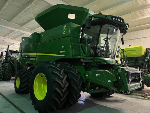 Image of John Deere S680 equipment image 2