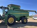 2017 John Deere S680 Image