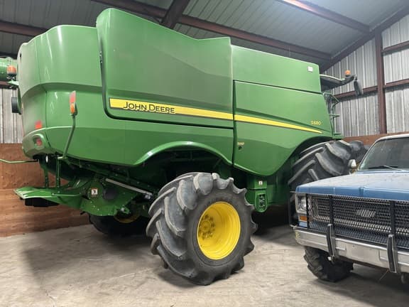 Image of John Deere S680 equipment image 2