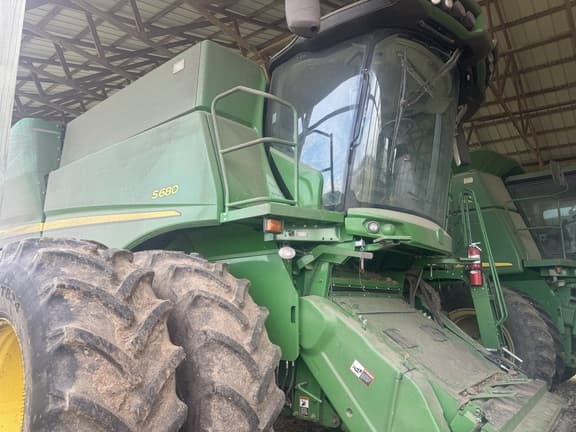 Image of John Deere S680 Primary image