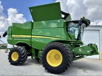 Main image John Deere S680