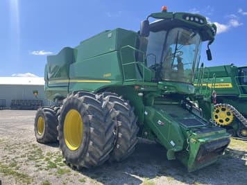 Main image John Deere S680