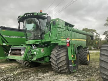Main image John Deere S680