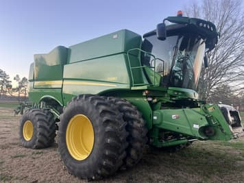Main image John Deere S680