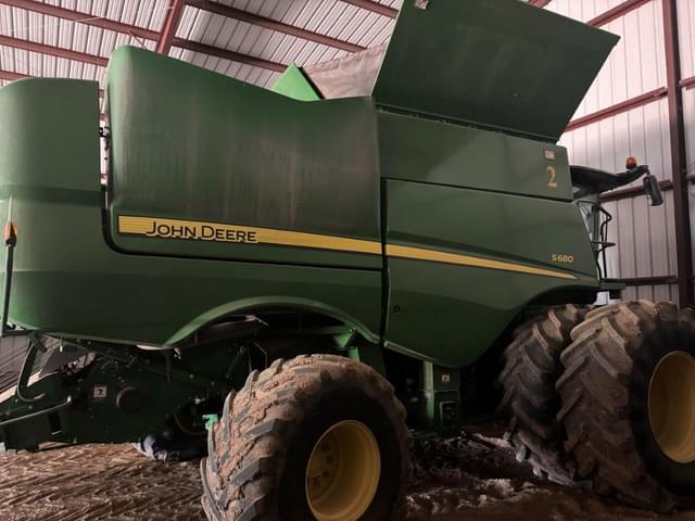 Image of John Deere S680 equipment image 3
