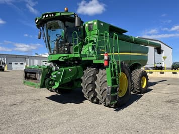 Main image John Deere S680