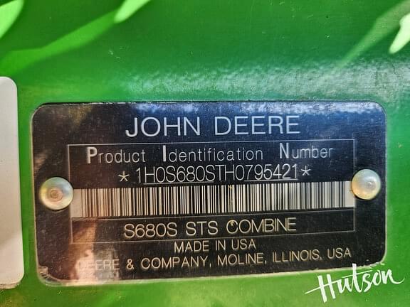 Image of John Deere S680 equipment image 1