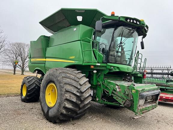 Image of John Deere S680 Primary image