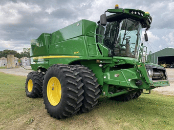 Main image John Deere S690