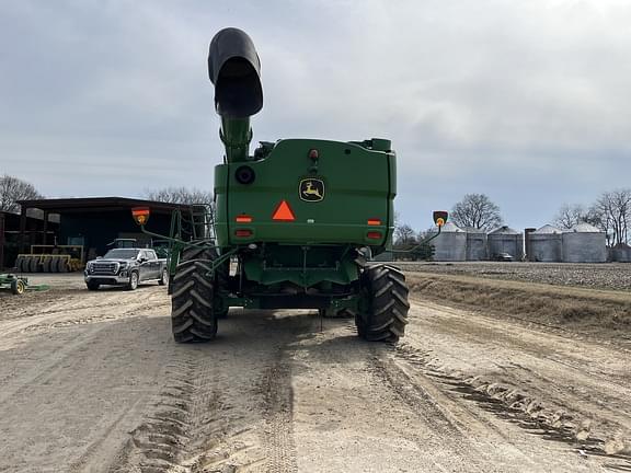 Image of John Deere S690 equipment image 4