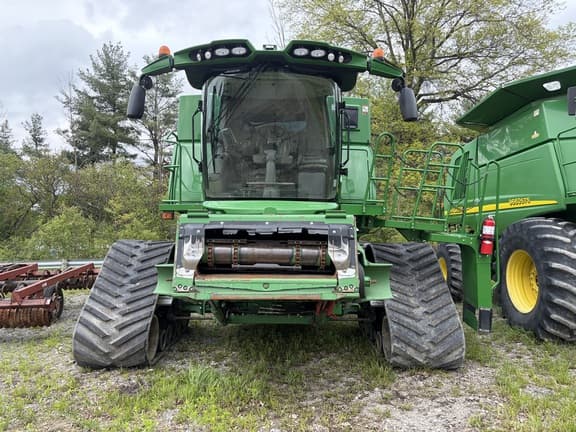 Image of John Deere S690 equipment image 2