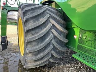 Main image John Deere S690 9