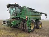 Thumbnail image John Deere S690 3