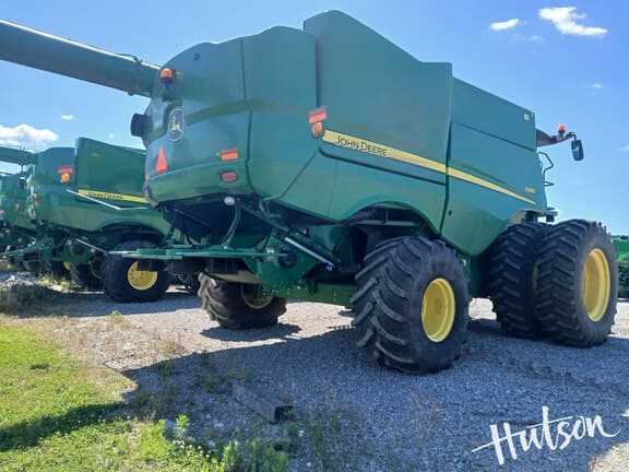 Image of John Deere S690 equipment image 3