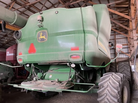 2017 John Deere S690 Image