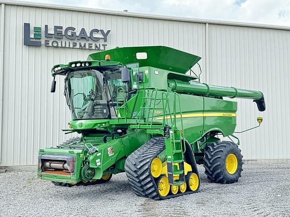 Image of John Deere S690 Primary image