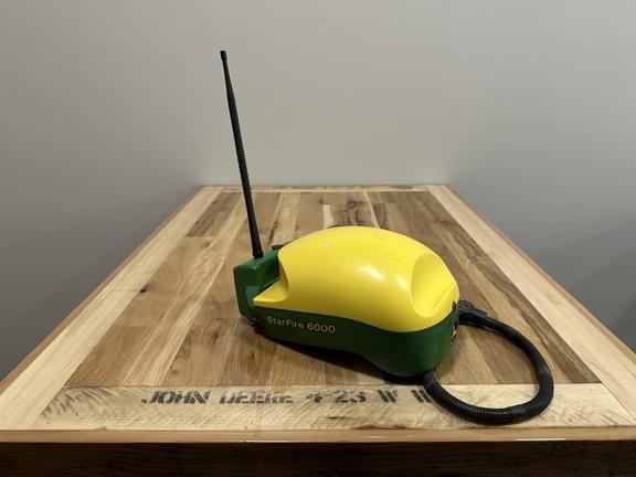 Image of John Deere StarFire 6000 Image 0