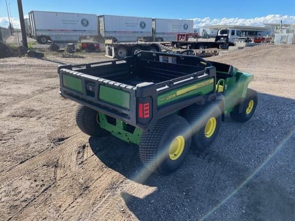 Image of John Deere Gator TH 6x4 equipment image 2