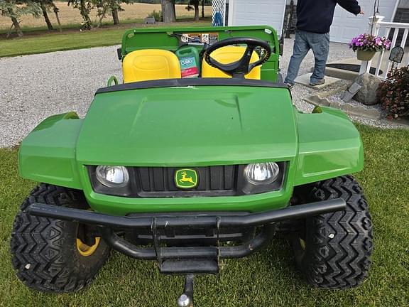 Image of John Deere Gator TS 4x2 equipment image 4