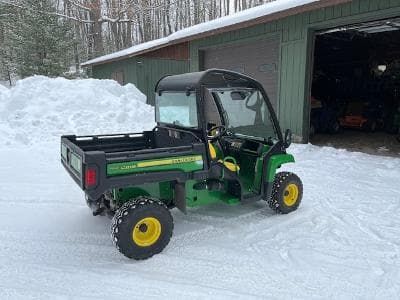 Image of John Deere Gator TX 4x2 equipment image 3