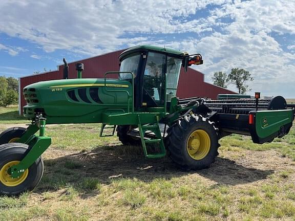 Image of John Deere W155 equipment image 1