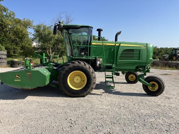 Image of John Deere W235 equipment image 2