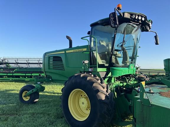 Image of John Deere W235 equipment image 2
