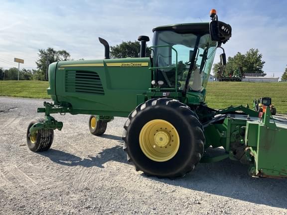 Image of John Deere W235 equipment image 1