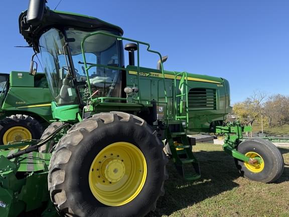 Image of John Deere W235 equipment image 4