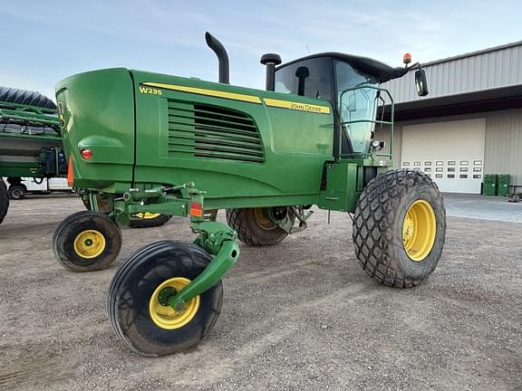 Image of John Deere W235 equipment image 4