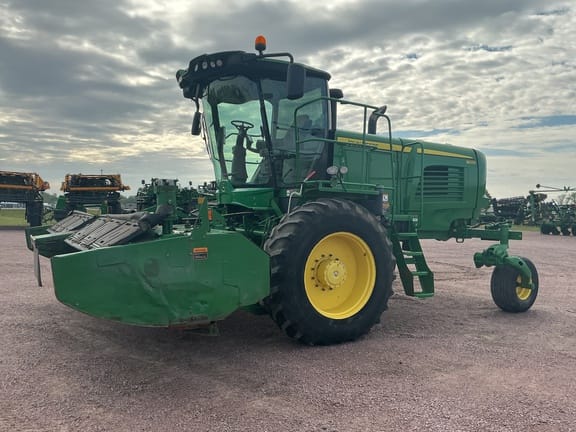 2017 John Deere W235 Equipment Image0
