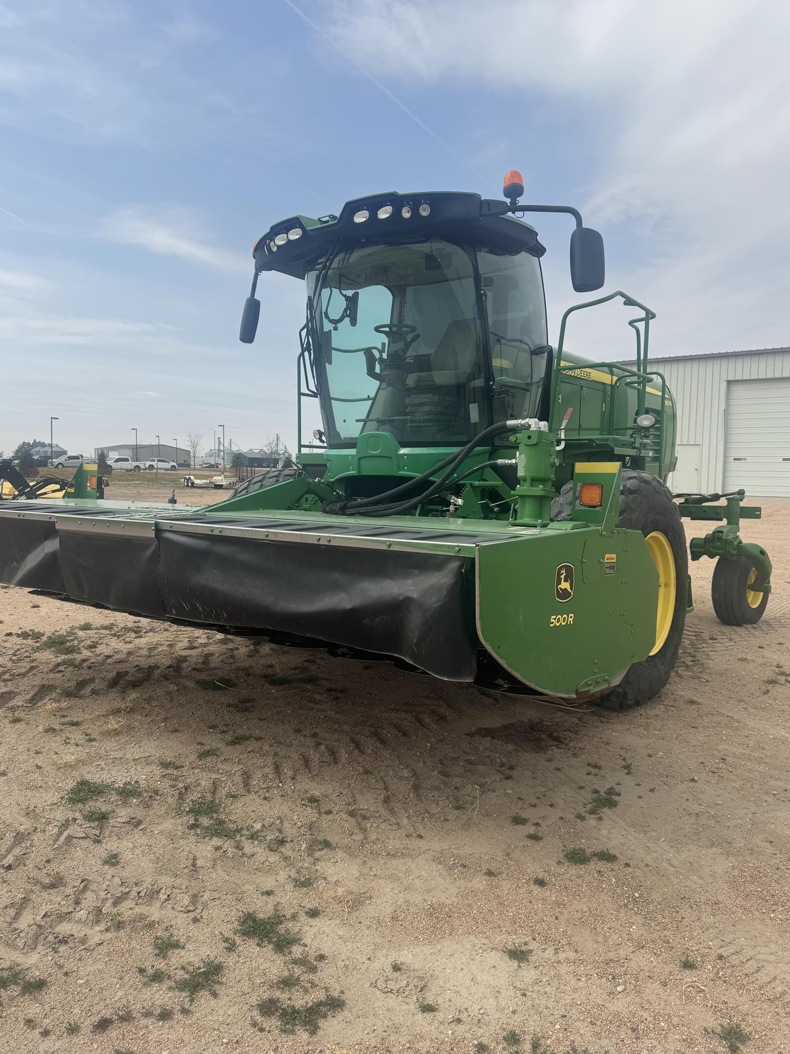 2017 John Deere W235R Equipment Image0