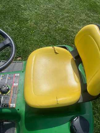 Image of John Deere X350 equipment image 4