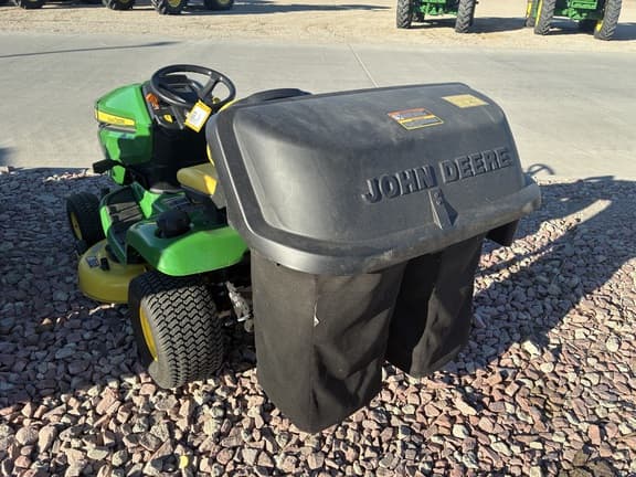 Image of John Deere X350 equipment image 3